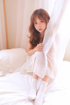 小姐好白